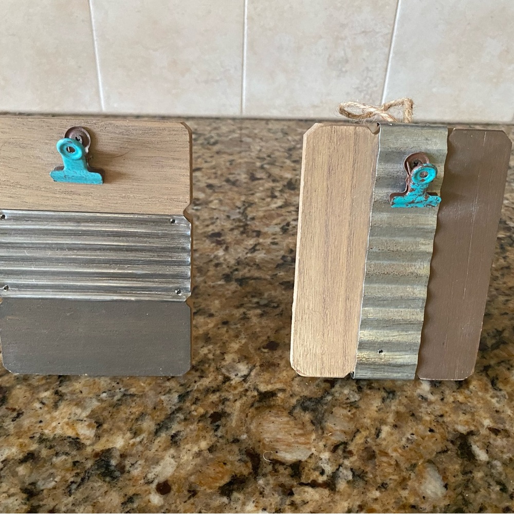 Set of 2 small wooden and metal frames